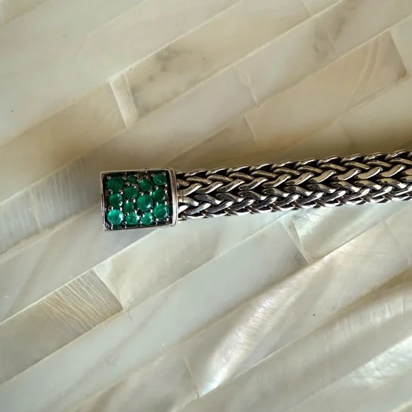 John Hardy REVERSIBLE 6.5mm Icon Silver Bracelet in Emerald & Black Sapphire - Picture 6 of 16